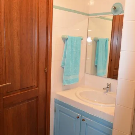 Appartement Iss Travel, Panoramic Coda Cavallo - 10 Km From *